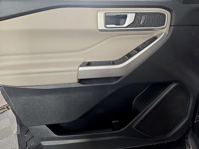 Certified 2023 Ford Explorer XLT w/ Equipment Group 202A image 13