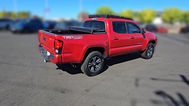 Used 2019 Toyota Tacoma TRD Sport w/ Technology Package AWD/4WD image 9