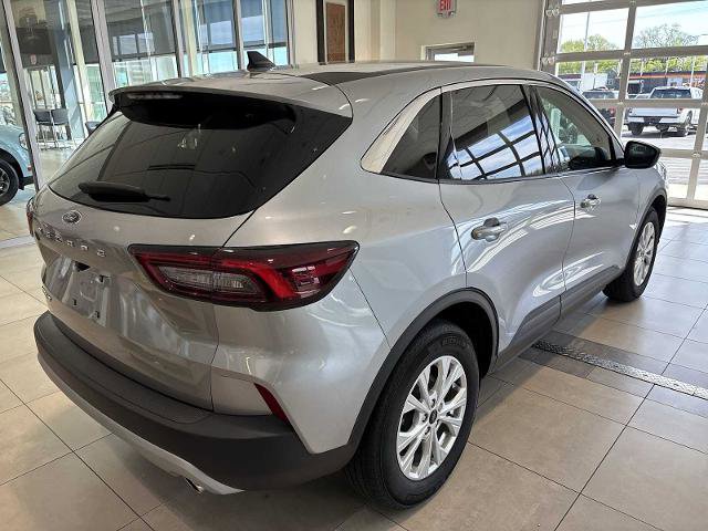 Certified 2024 Ford Escape Active FWD image 3
