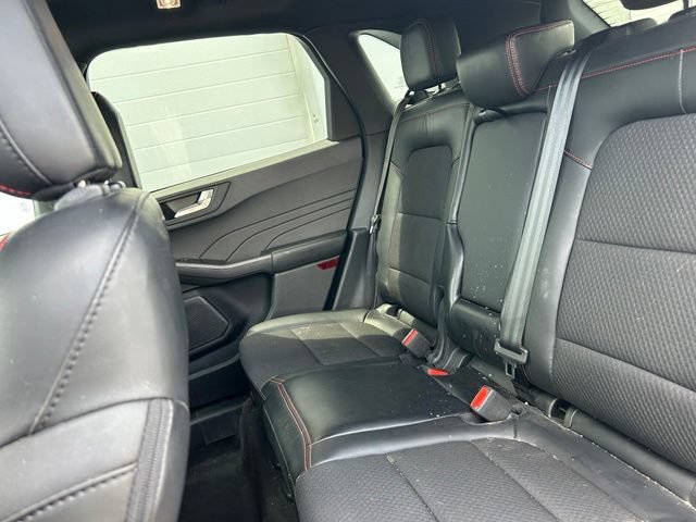 Certified 2023 Ford Escape ST-Line Select w/ Tech Pack #2 AWD/4WD image 9