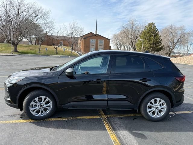 Certified 2025 Ford Escape Active AWD/4WD image 4