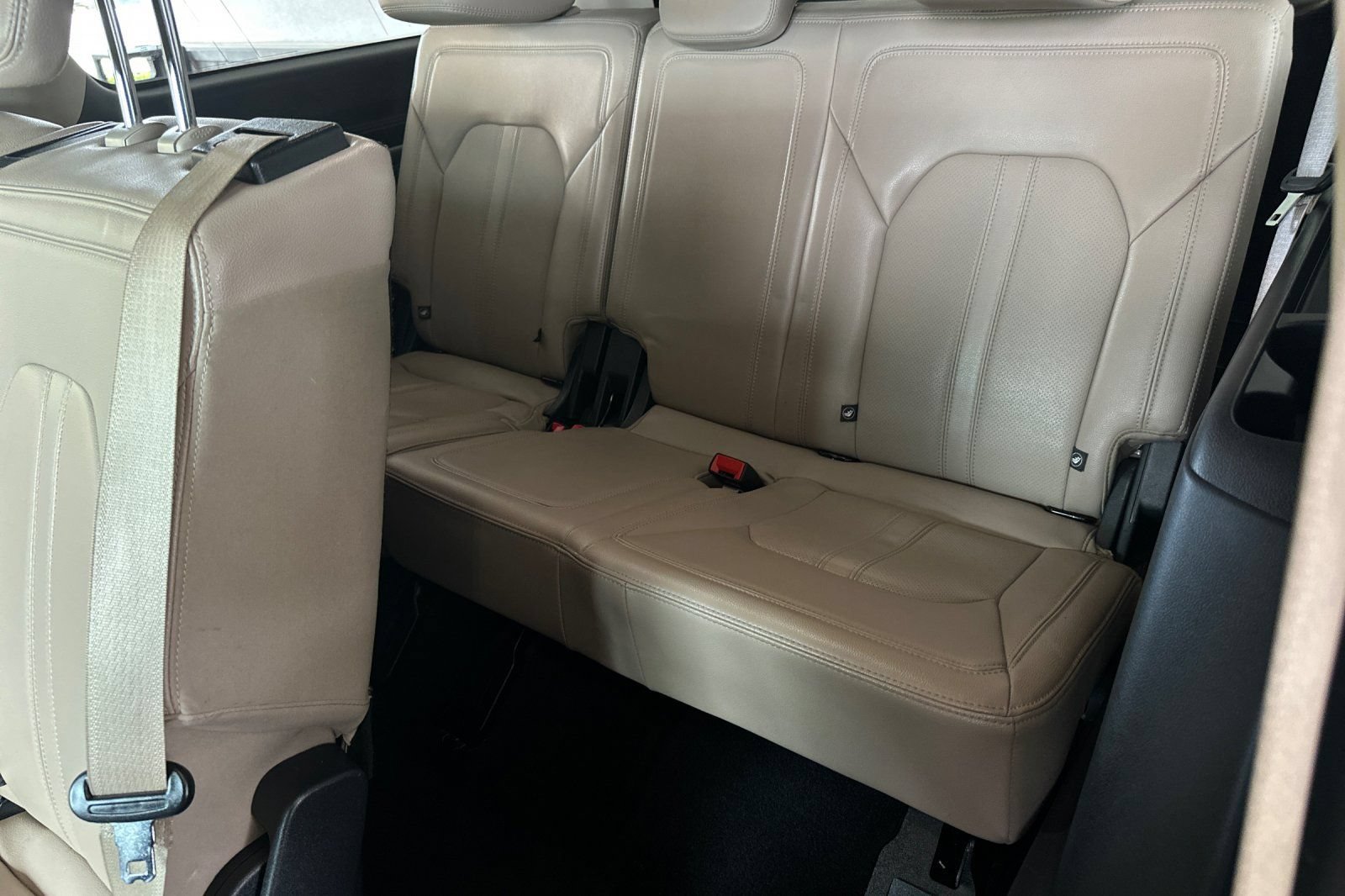 Certified 2024 Ford Expedition Max Limited RWD image 14