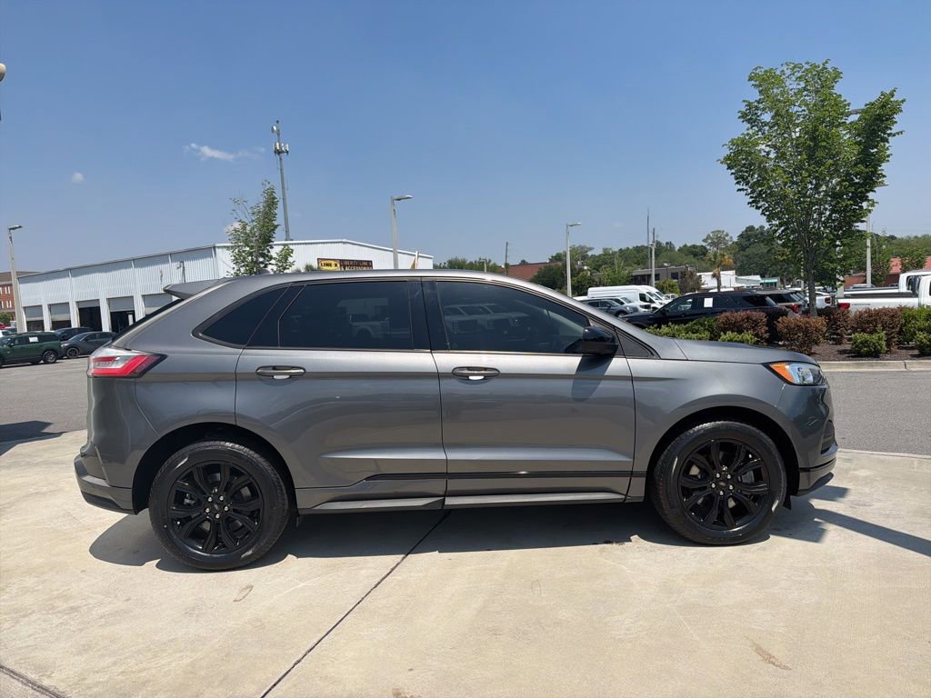 Certified 2023 Ford Edge SE w/ Black Appearance Package AWD/4WD video 2