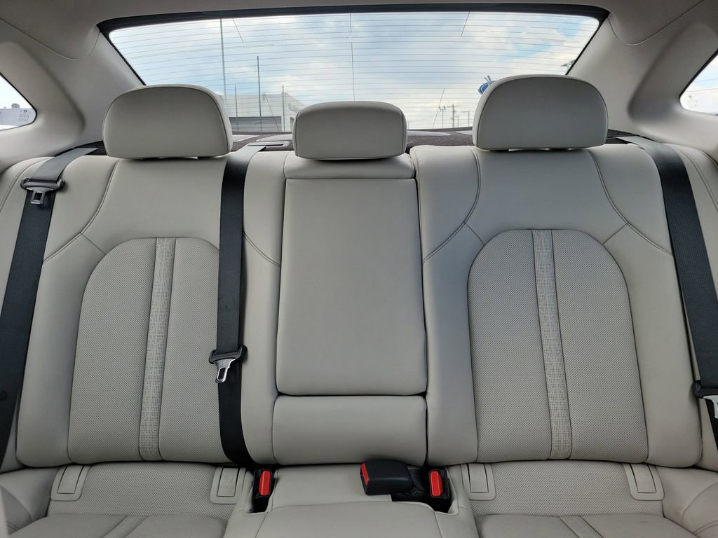 Used 2022 Hyundai Sonata Limited FWD image 17