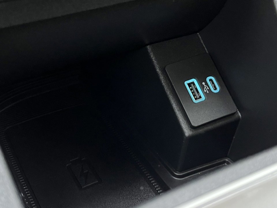 Certified 2024 Ford Edge SEL w/ Convenience Package image 29