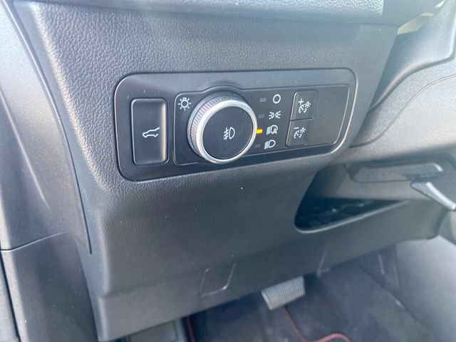 Certified 2022 Ford Escape SEL w/ SEL Stealth AWD Package image 17