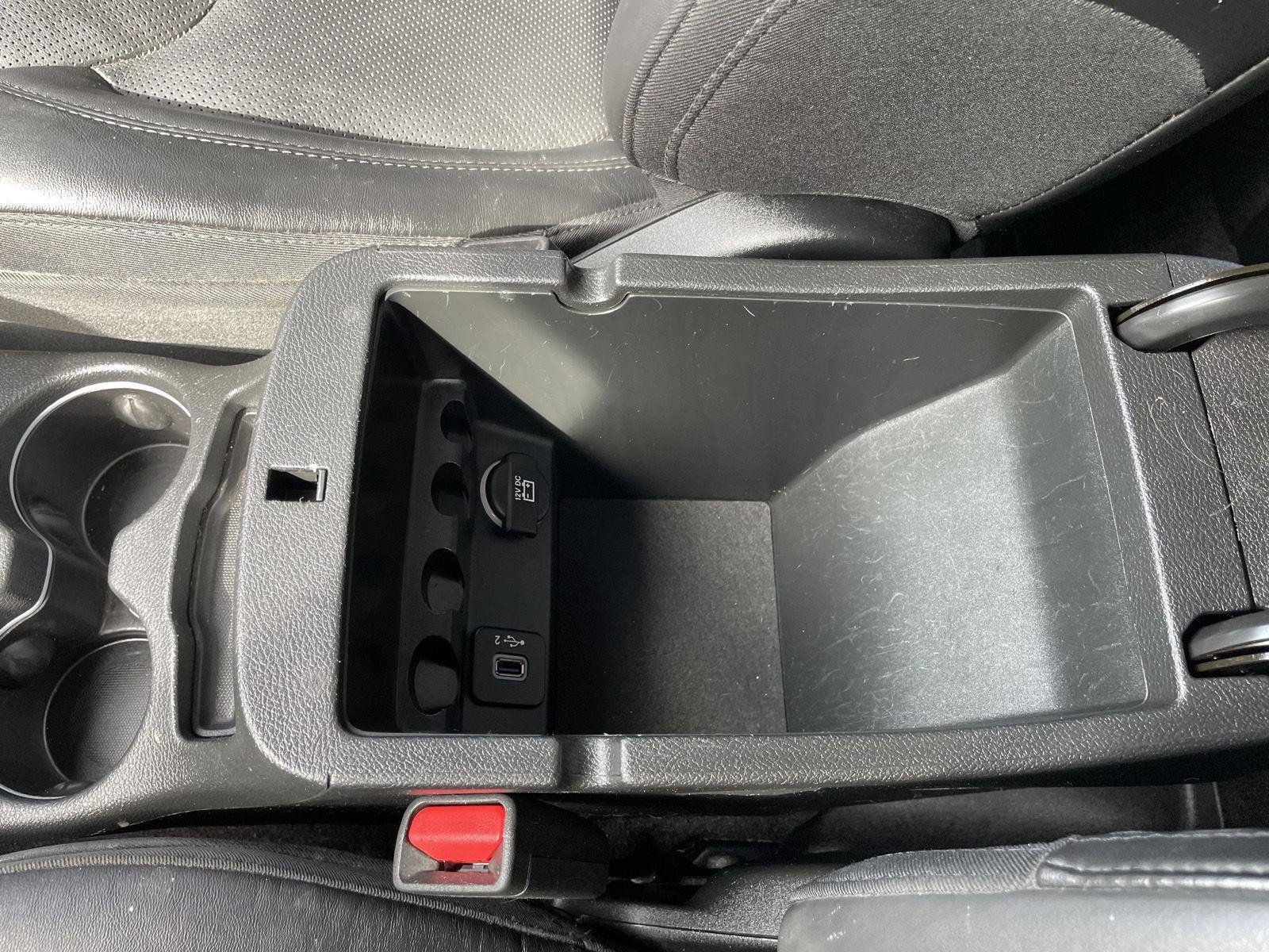 Used 2019 Jeep Cherokee Limited w/ Trailer Tow Group AWD/4WD image 29