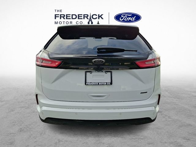 Certified 2022 Ford Edge SE w/ Black Appearance Package AWD/4WD image 5