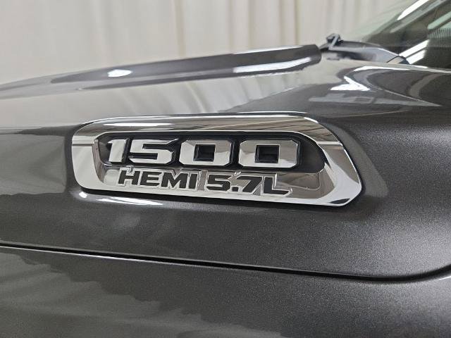 Used 2020 RAM 1500 Laramie AWD/4WD image 34