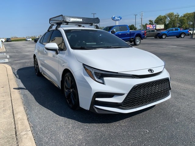 Used 2023 Toyota Corolla SE image 7