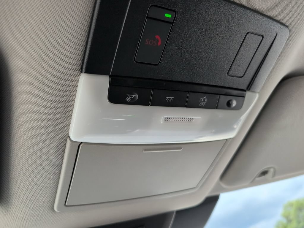 Used 2024 Nissan Pathfinder SV FWD image 22