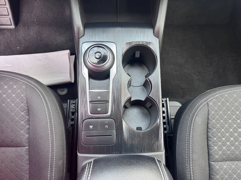 Certified 2025 Ford Escape Active AWD/4WD image 16