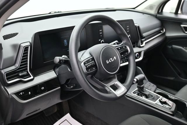 Used 2024 Kia Sportage LX FWD image 15
