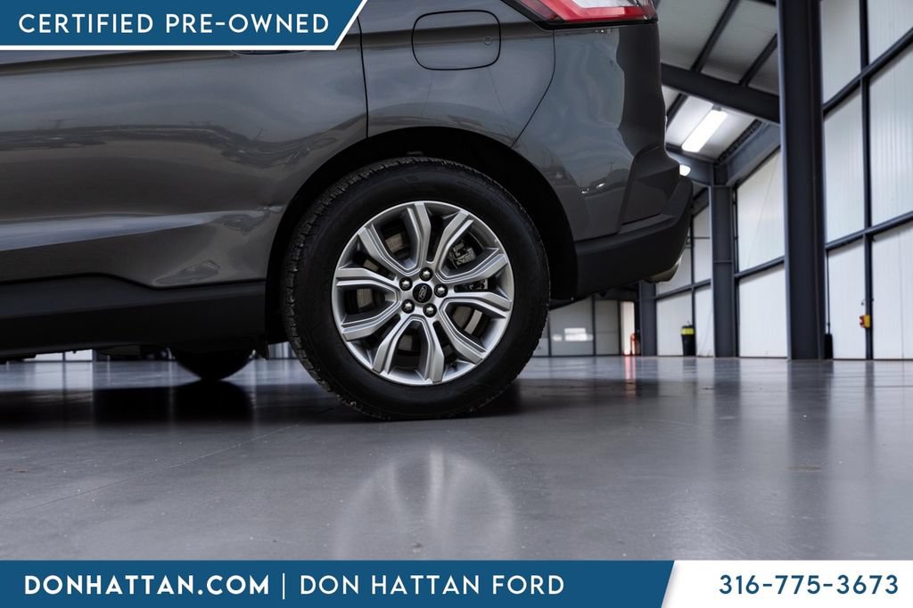 Certified 2024 Ford Edge Titanium AWD/4WD image 29