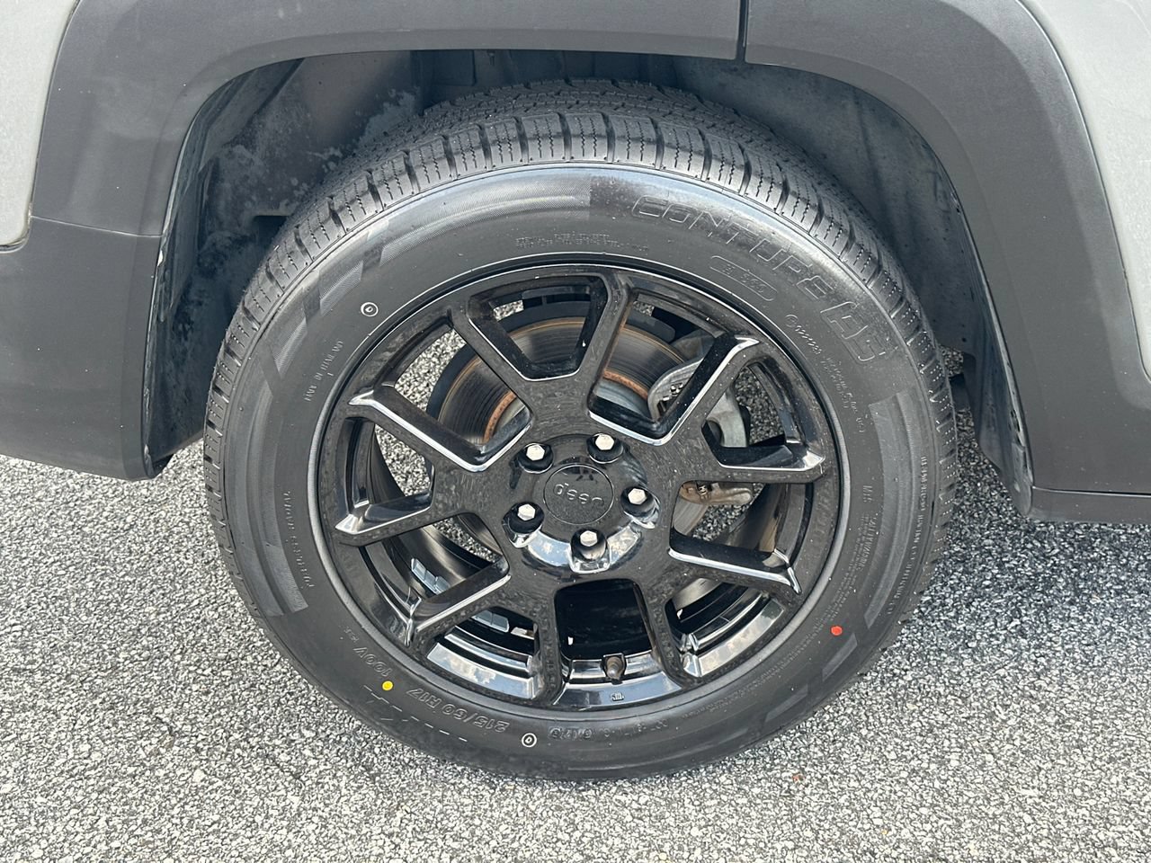 Used 2020 Jeep Renegade Altitude FWD image 17