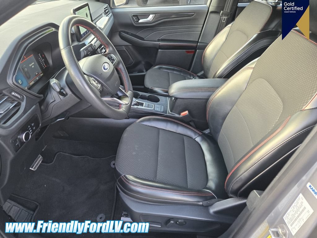 Certified 2024 Ford Escape ST-Line AWD/4WD image 10