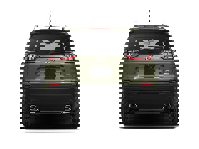 Used 2021 Jeep Cherokee Latitude Lux w/ Mopar Interior Package image 5