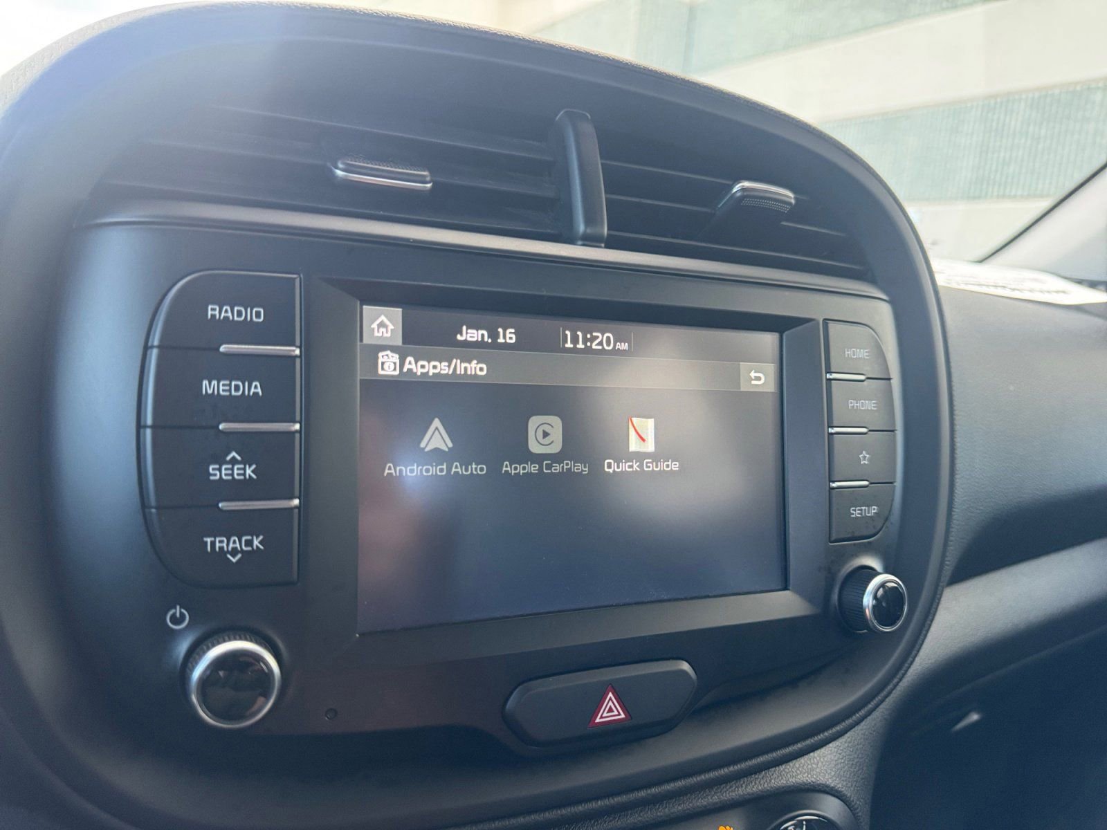 Used 2020 Kia Soul LX image 22