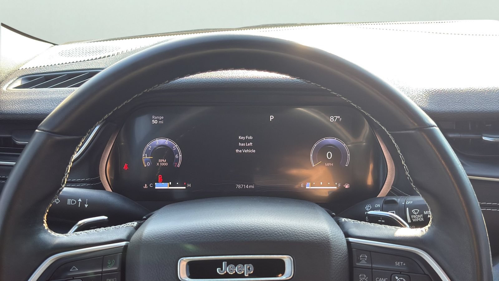 Used 2022 Jeep Grand Cherokee Altitude RWD image 13