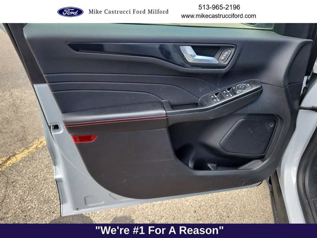 Certified 2025 Ford Escape ST-Line FWD image 26