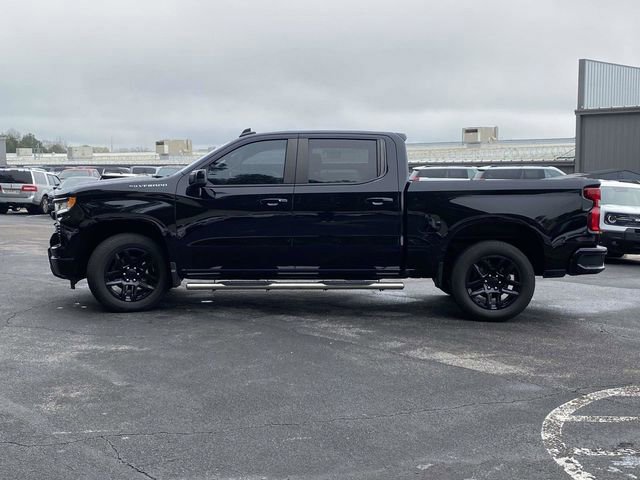 Used 2023 Chevrolet Silverado 1500 RST image 2