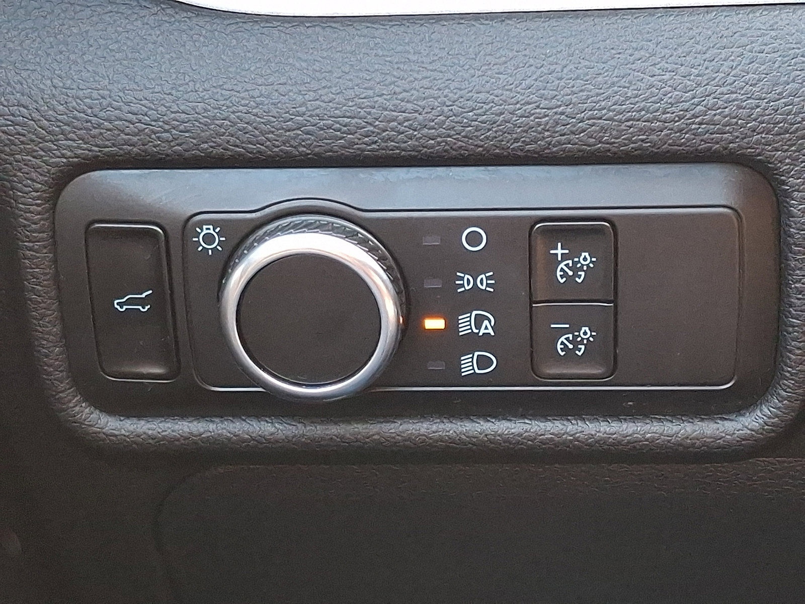 Certified 2023 Ford Explorer XLT AWD/4WD image 26