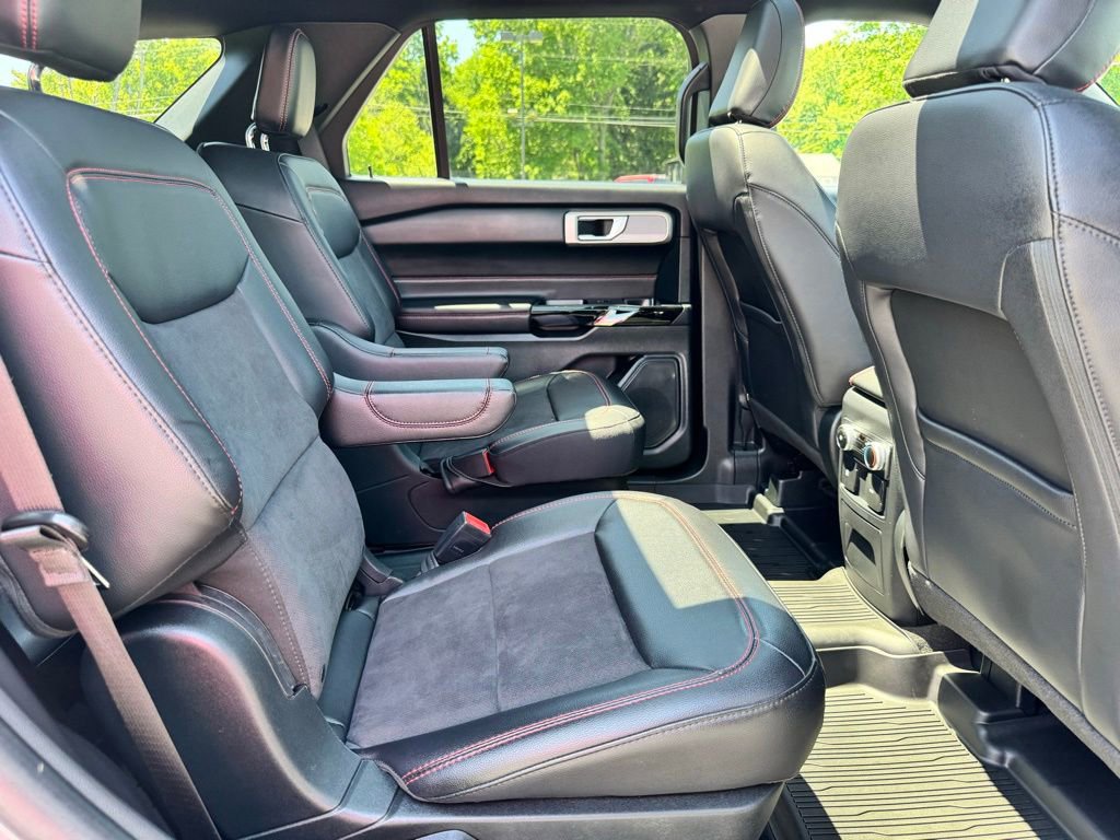 Certified 2023 Ford Explorer ST-Line w/ Class IV Trailer Tow Package AWD/4WD image 18
