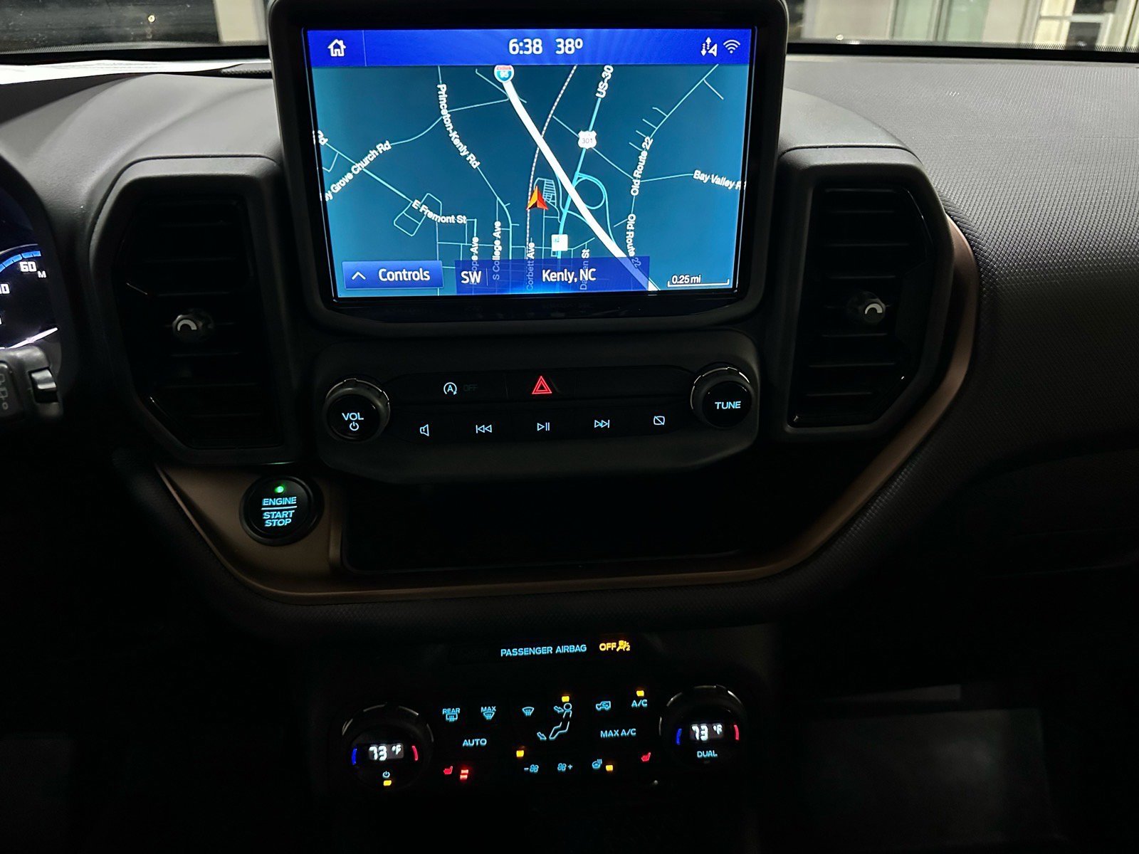 Certified 2021 Ford Bronco Sport Outer Banks w/ Outer Banks Package image 35