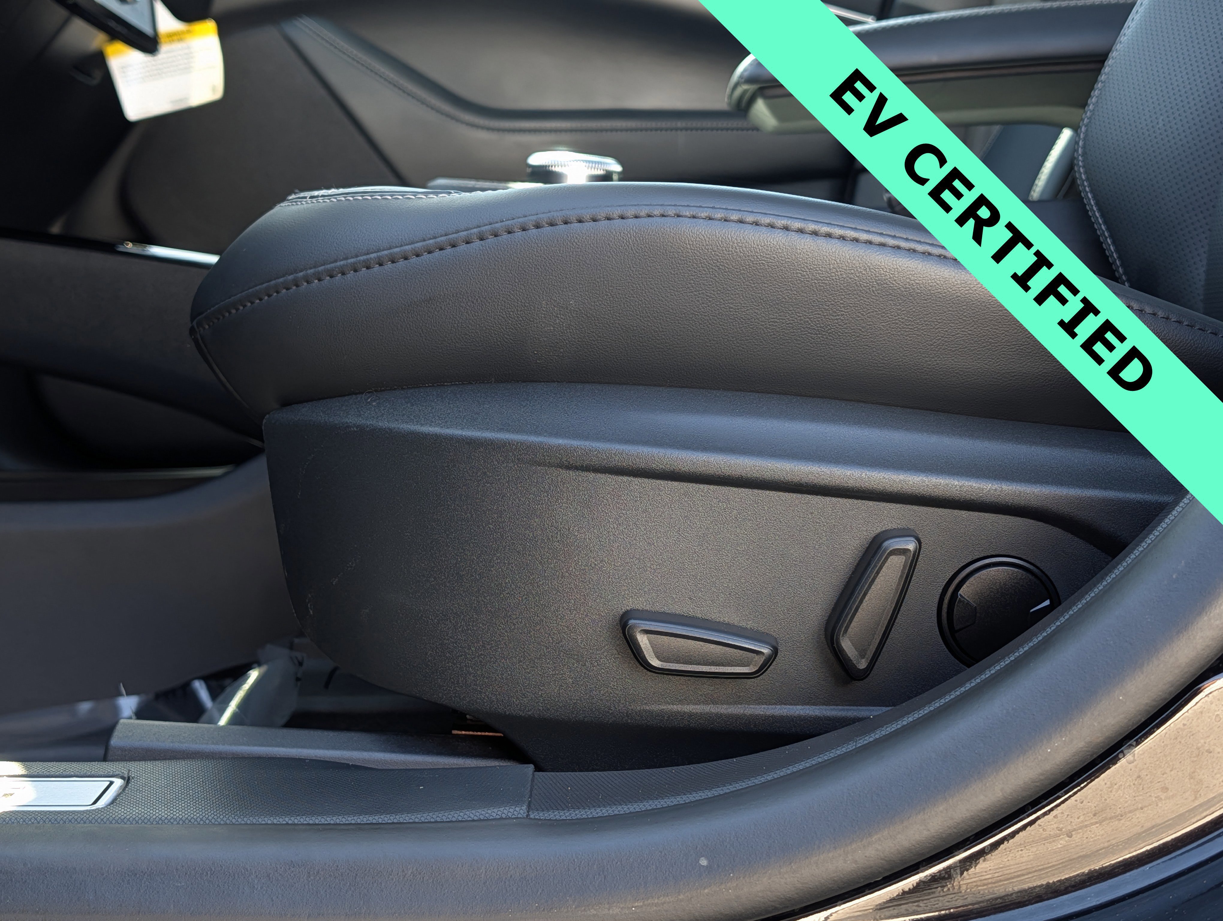 Certified 2022 Ford Mustang Mach-E Premium image 23