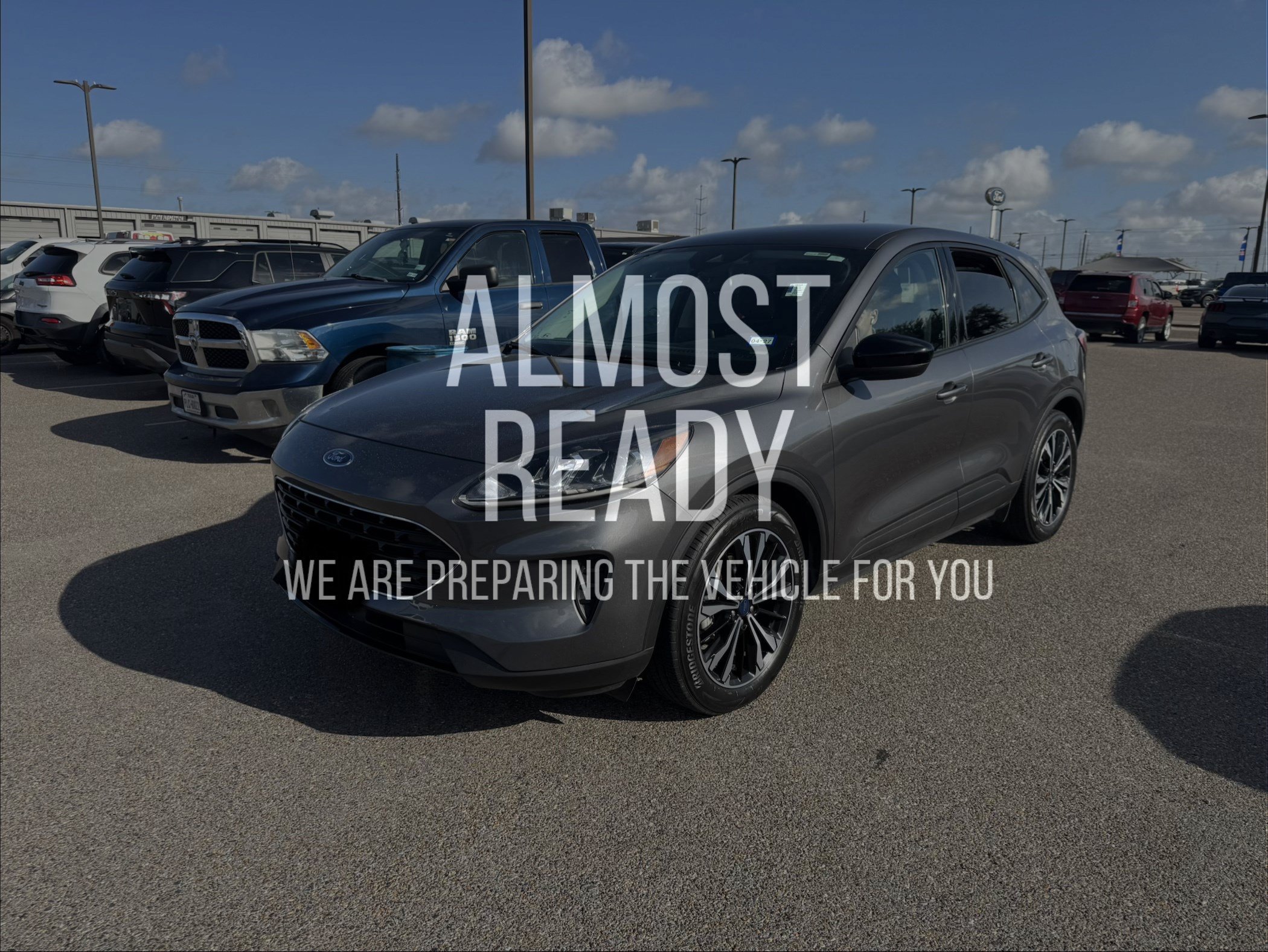 Certified 2021 Ford Escape SE w/ SE Sport Appearance Package FWD image 2