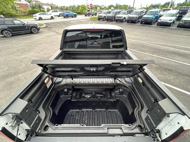 Used 2025 Honda Ridgeline Black Edition image 13