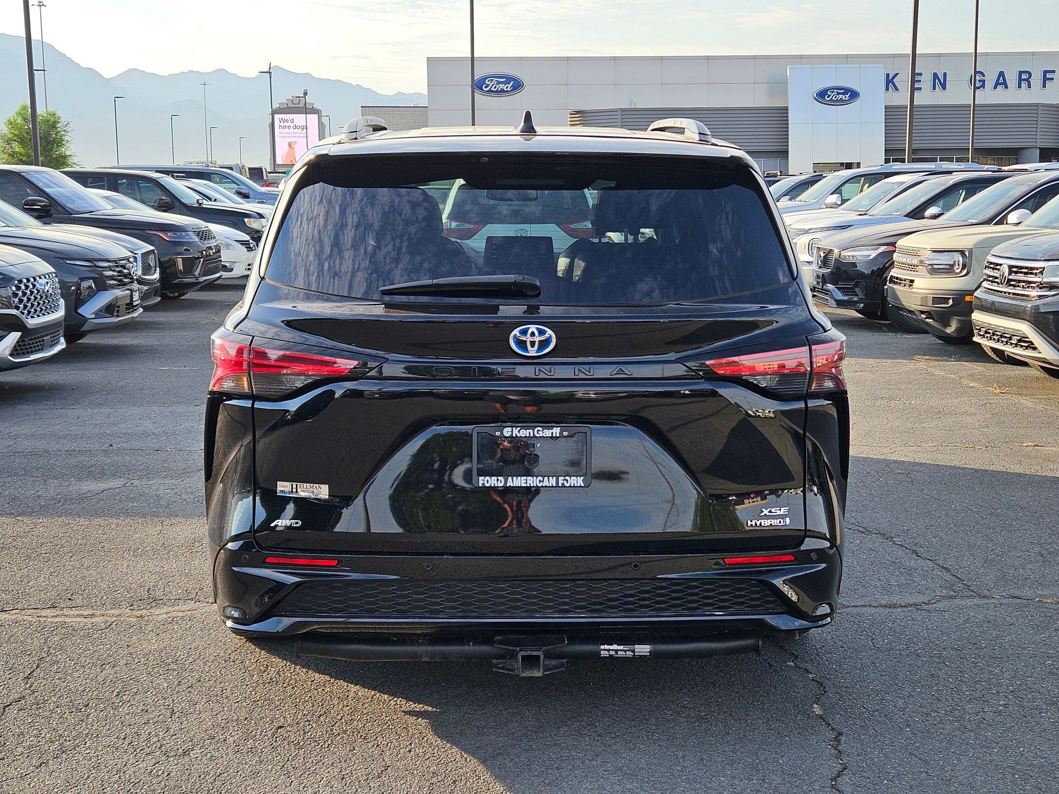Used 2022 Toyota Sienna XSE AWD/4WD image 7