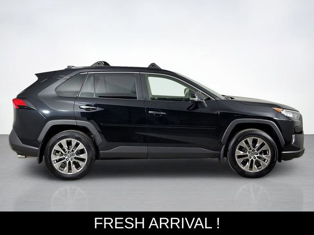 Used 2019 Toyota RAV4 Limited w/ All Weather Liner Package image 2