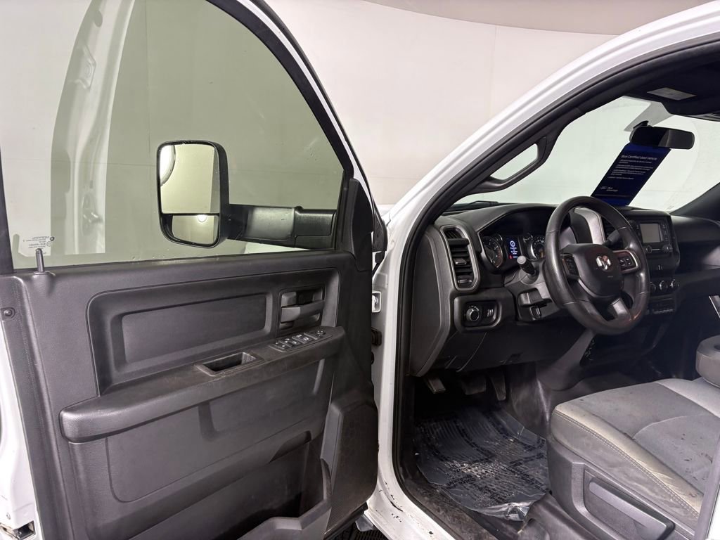 Used 2022 RAM 3500 Tradesman w/ Chrome Appearance Group image 11