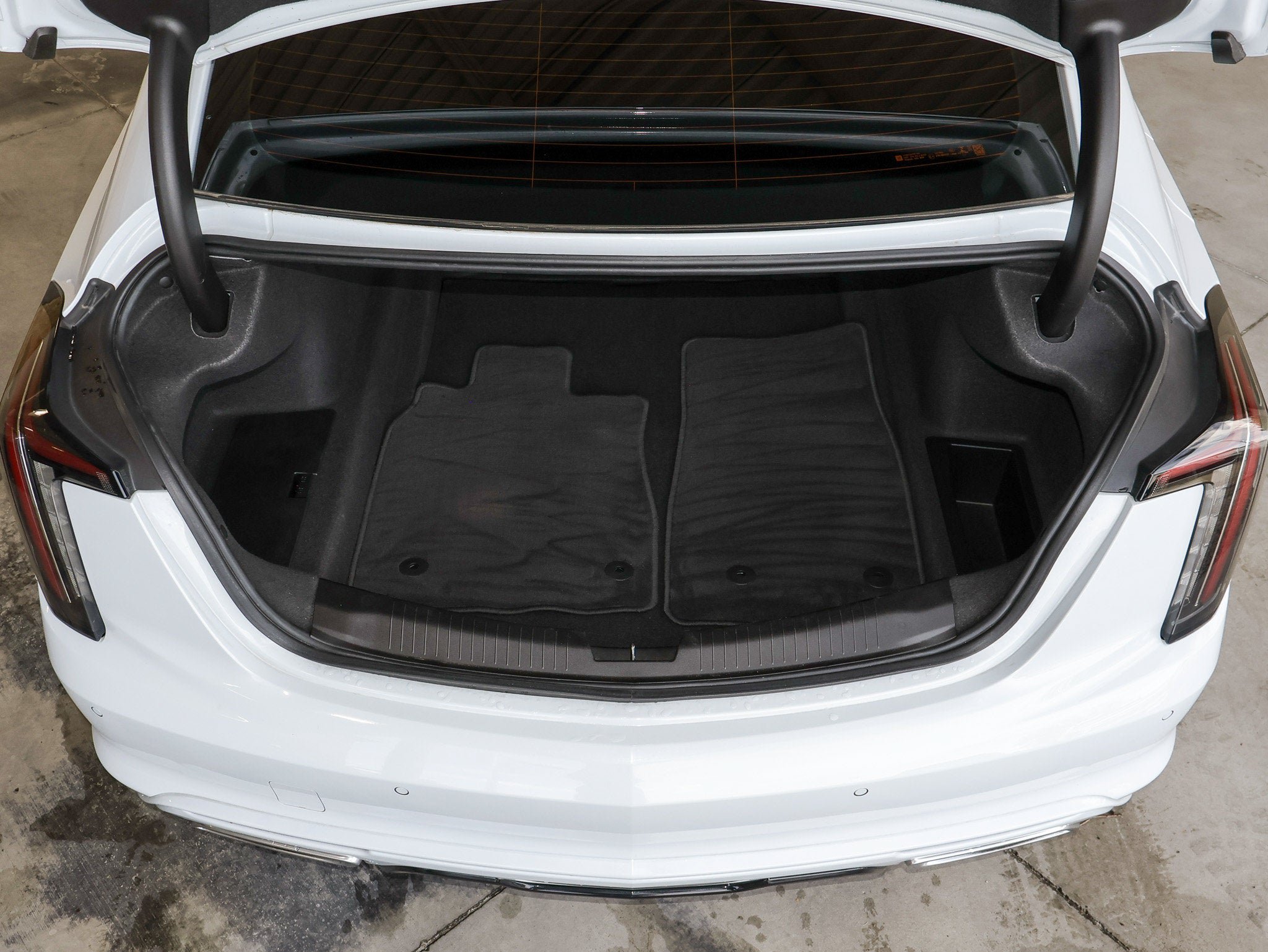 Used 2022 Cadillac CT5 Premium Luxury RWD image 48