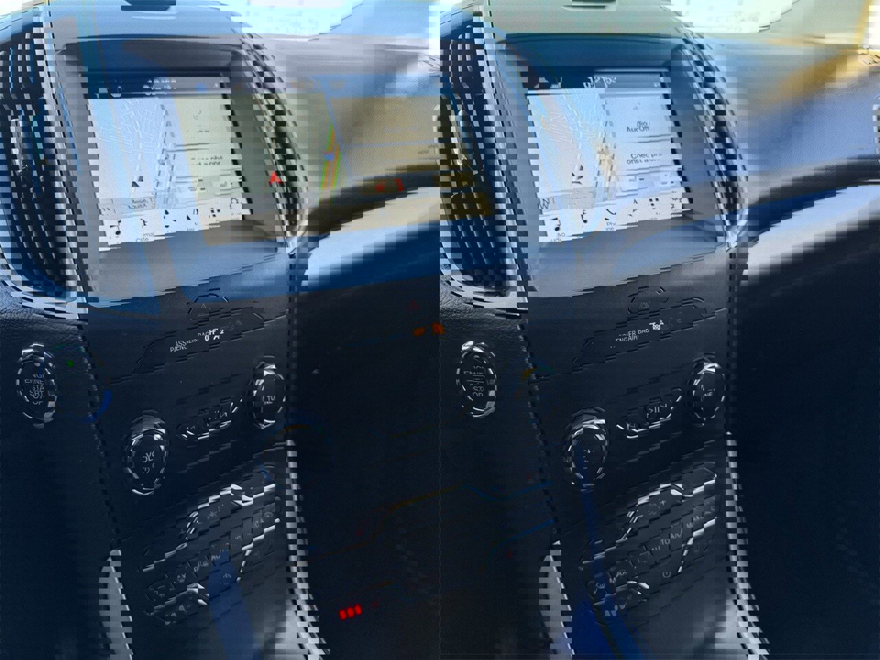 Certified 2019 Ford Edge SEL w/ Equipment Group 201A image 16