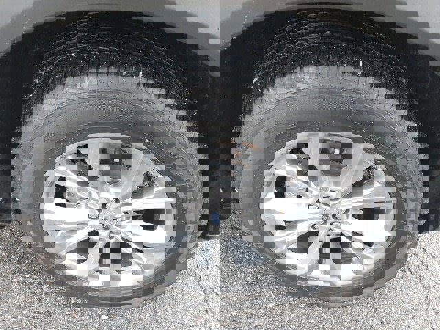 Certified 2022 Ford Explorer XLT w/ Equipment Group 202A image 11