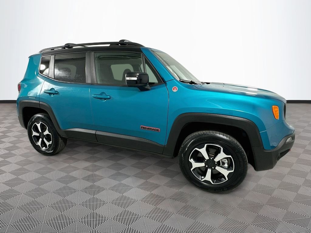 Used 2022 Jeep Renegade Trailhawk w/ Sun/Sound Group AWD/4WD image 7
