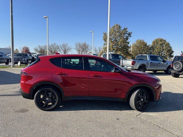 Used 2024 Dodge Hornet R/T w/ R/T Blacktop Package image 9