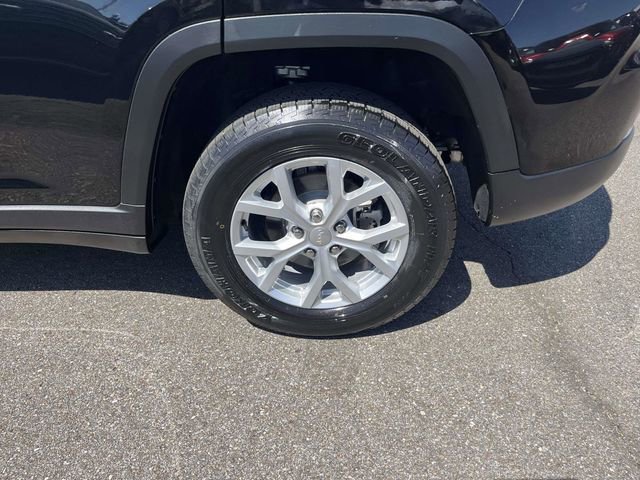 Used 2023 Jeep Grand Cherokee Limited RWD image 6