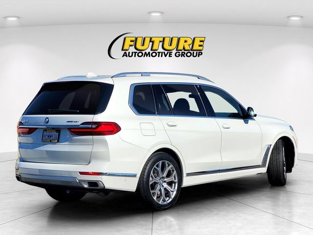 Used 2022 BMW X7 xDrive40i w/ Premium Package AWD/4WD image 4
