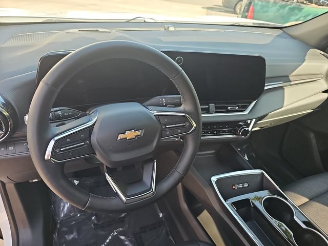 Used 2025 Chevrolet Equinox LT w/ Convenience Package II FWD image 16