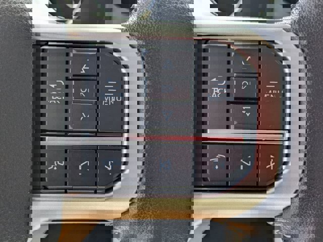 Certified 2023 Ford Expedition XLT image 20