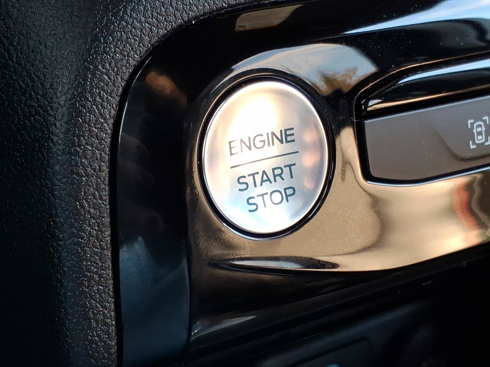 Certified 2023 Ford Escape ST-Line w/ Tech Pack #1 FWD image 22