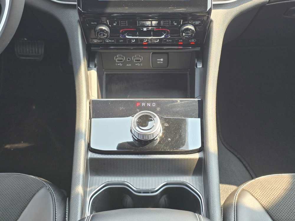 Used 2023 Jeep Grand Cherokee L Laredo AWD/4WD image 13