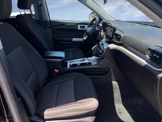 Certified 2023 Ford Explorer XLT RWD image 15
