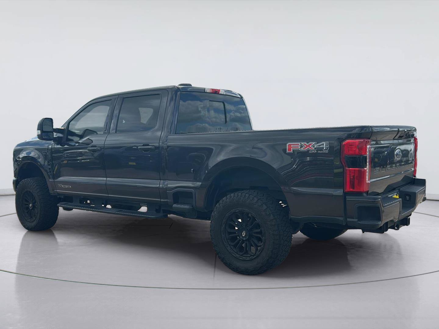 Certified 2024 Ford F250 XLT w/ XLT Premium Package AWD/4WD image 6