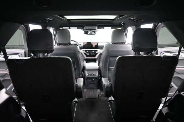 Certified 2025 Ford Explorer ST AWD/4WD image 22
