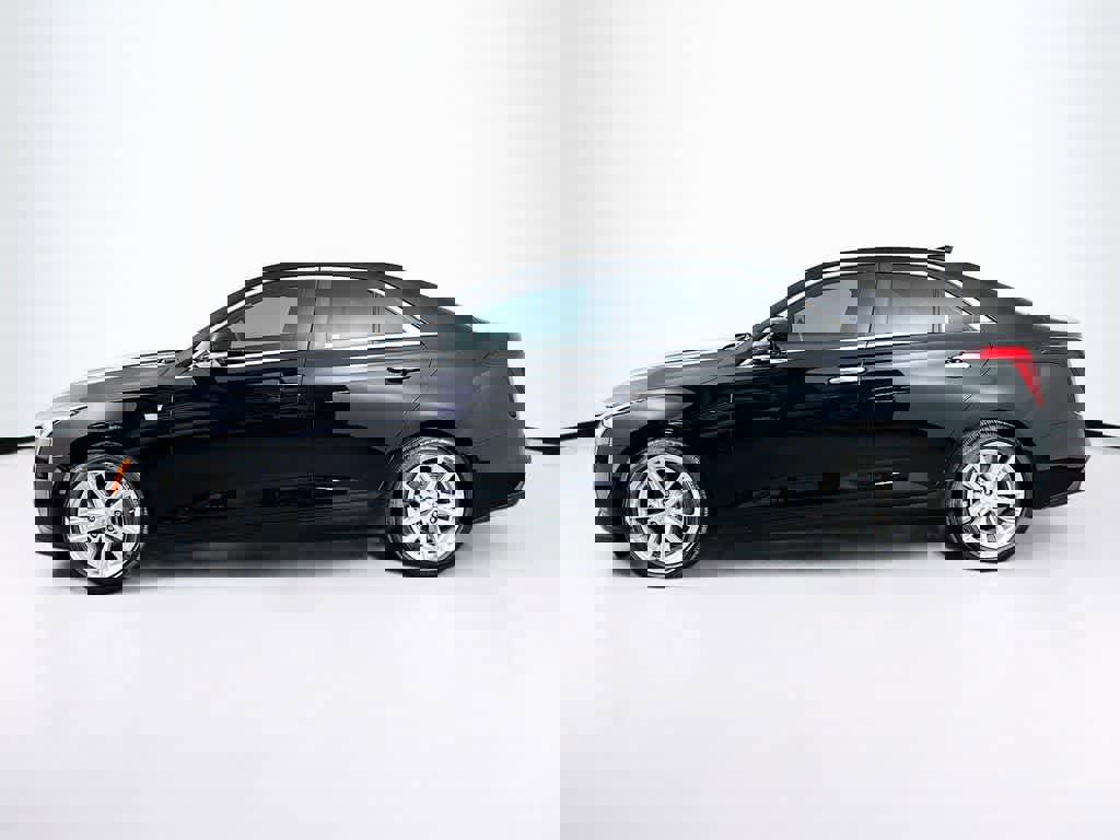 Used 2020 Cadillac CT4 Luxury w/ Cold Weather Package image 3