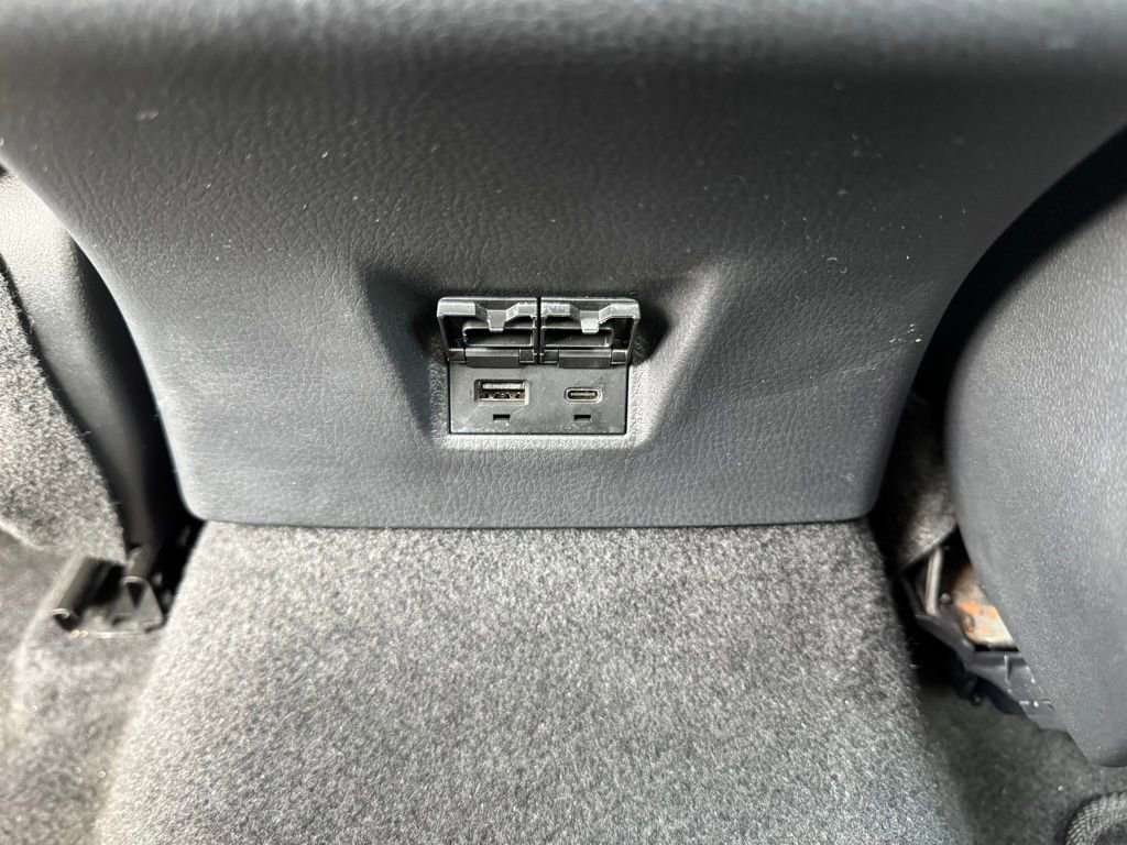 Used 2025 Toyota Camry LE image 35